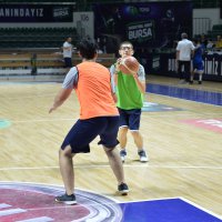 Basketbol seçmelerine yoğun katılım 