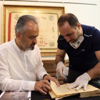 Müzelik el yazmalarına yoğun bakım tedavisi 