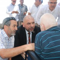 Göl kıyısında huzur buluşması 