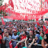 Bursa darbeye karşı tek yürek 