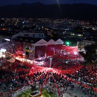 Bursa darbeye karşı tek yürek 