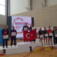  Ece’den 2 altın madalya 