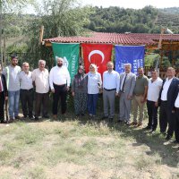 Çiftçinin alın teri dövize dönüşüyor 