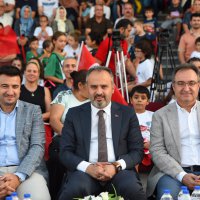 Yaz spor okullarına renkli mezuniyet  