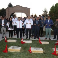 Dumlupınar’dan Bursa’ya zafer coşkusu 