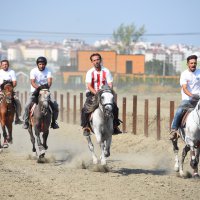 Rahvan atlarının ‘Zafer’ koşusu  