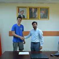 Efelere genç smaçör 