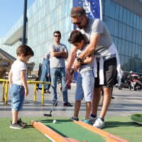 Şehrin göbeğinde golf keyfi 