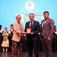  Balkan festivaline muhteşem gala  