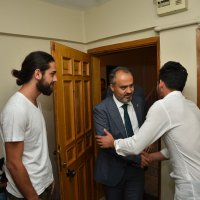  Başkan Aktaş’a öğrencilerden sürpriz aşure ikramı 