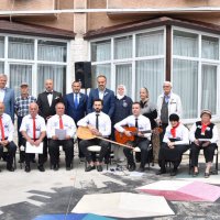  Huzurevi’nde kermes coşkusu 