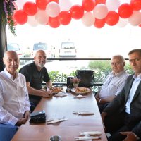 Efelere kahvaltı morali 