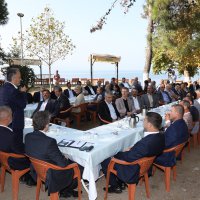 Başkan, İznikli muhtarları dinledi 