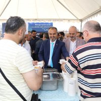 Üniversite öğrencilerine aşure ikramı 