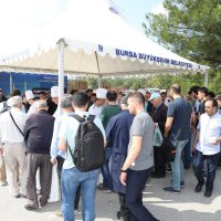 Üniversite öğrencilerine aşure ikramı 