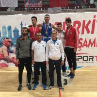 Boksörlerden 4 madalya 