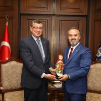 Rusya başkonsolosu Fotofest için geldi 