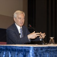 Yazı Akademisi'nin ilk konuğu: Ayvazoğlu 