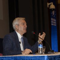 Yazı Akademisi'nin ilk konuğu: Ayvazoğlu 