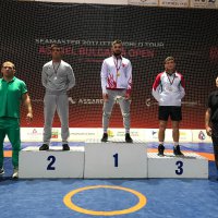 Büyükşehirli millilerden 2 altın 1 gümüş 