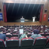 Aydemir gençlerle buluştu 