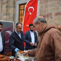 Yürekler Mehmetçik için atıyor 