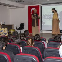Doğu’dan gelen ışık, liselilere anlatılıyor 
