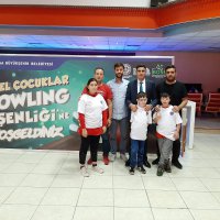 Özel çocuklar bowlingde buluştu 
