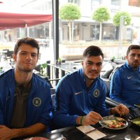 Efelere kupa öncesi kahvaltı morali 