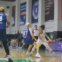 Periler evinde mutlu 