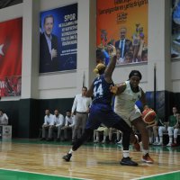 Periler evinde mutlu 