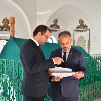 6 asırlık türbe ilk günkü ihtişamına kavuştu  