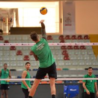 Efeler ilk maçına çıkıyor 