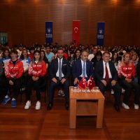 Sporun yıldızları, Bursalılar'la buluştu  