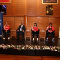 Sporun yıldızları, Bursalılar'la buluştu  