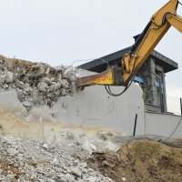 O villada yıkım başladı  