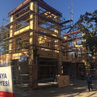 Belediyenin kaçak inşaatı mühürlendi 