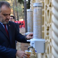 Üniversitede çorba çeşmeden içilir  