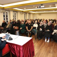 “Zihinler sloganlara teslim olmuş” 