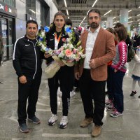 Hatice Kübra coşkuyla karşılandı 