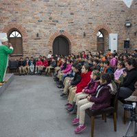 İncirli’de çocuklarla masal saati     