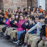 İncirli’de çocuklarla masal saati     