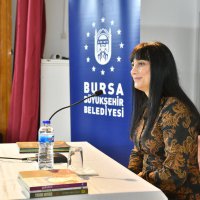 Son romanı için 2 yıl akıl hastalarıyla yaşadı 