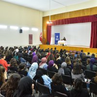 Son romanı için 2 yıl akıl hastalarıyla yaşadı 