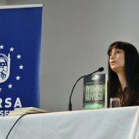 Son romanı için 2 yıl akıl hastalarıyla yaşadı 