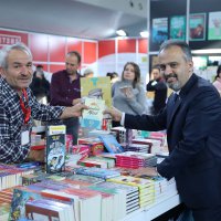 Kitap kurtları Bursa’ya  