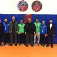 Güreşçilerden 2 madalya 