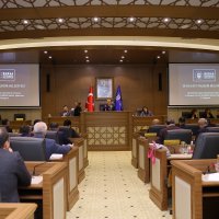 Büyükşehir’den ‘ihtiyaç sahiplerine’ su jesti  