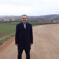 Köy yolları asfaltlanıyor  