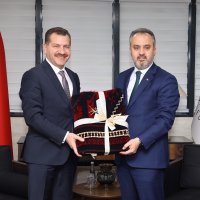 ‘Şehirler buluşuyor, ekonomi konuşuyor’ 